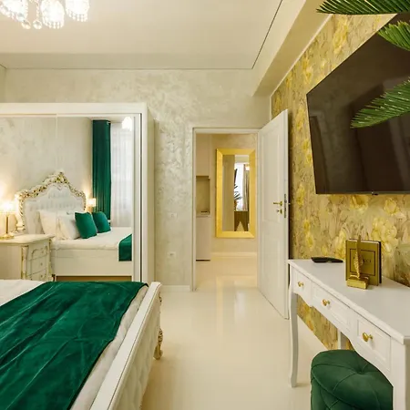 Buildings * Navodari