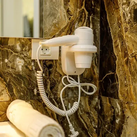 Buildings * Navodari